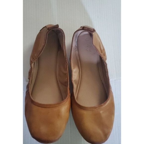 Universal Thread Slip On Flats Bendable 11 Wide Faux Leather Round Toe Tan Shoes - Picture 6 of 8